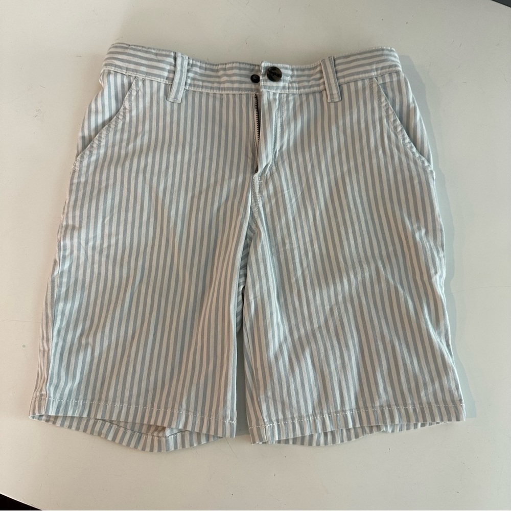 Cat‎ & Jack Gray and White Flat Front Shorts